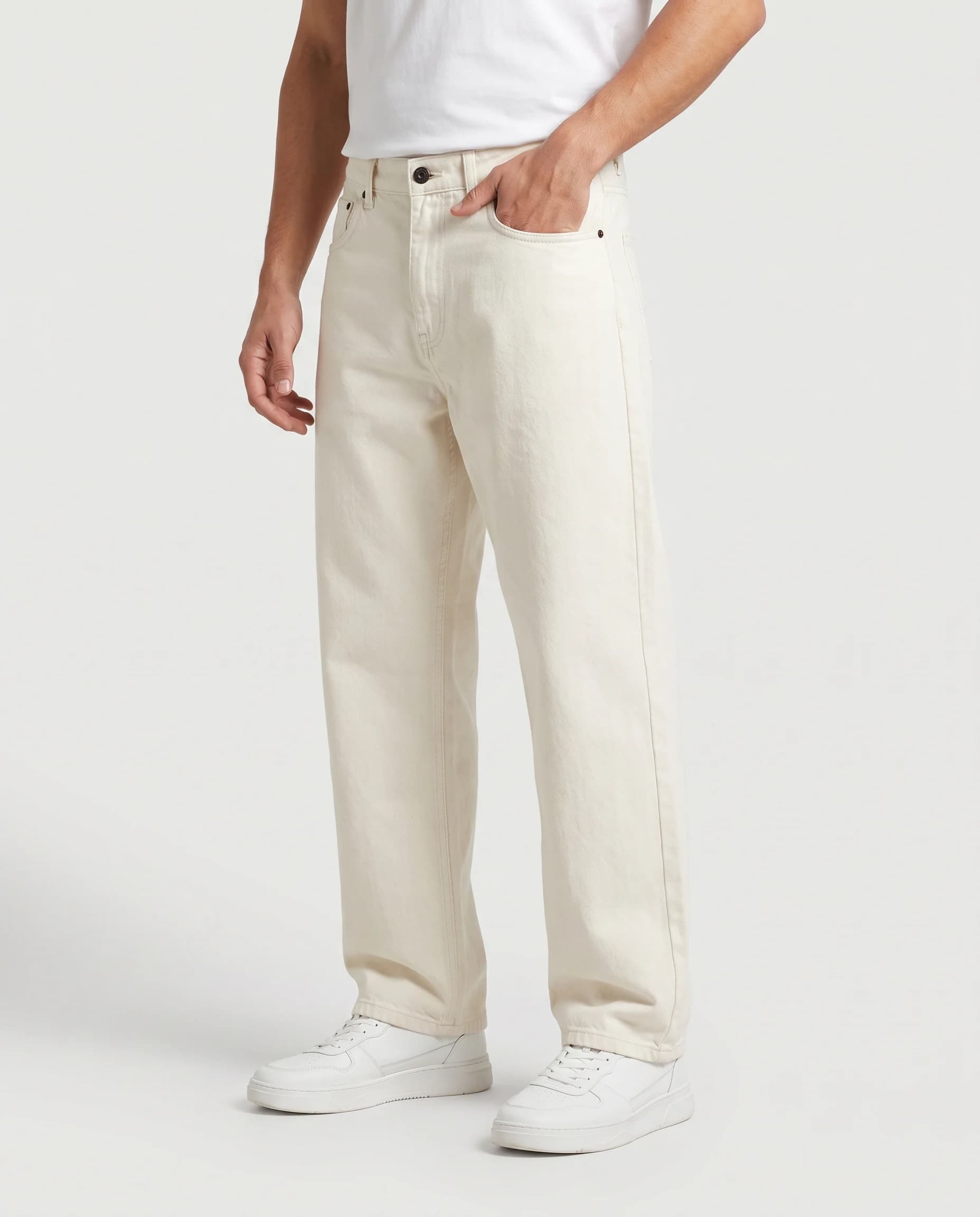White solid baggy